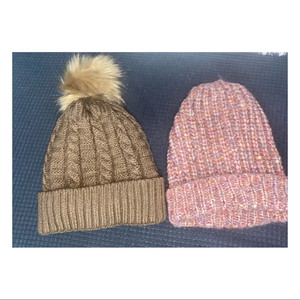 Two soft knit beanie hat 🤎💗